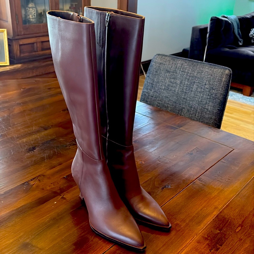 Dolce vita Auggie kitten heel boots- beautiful versatile brown